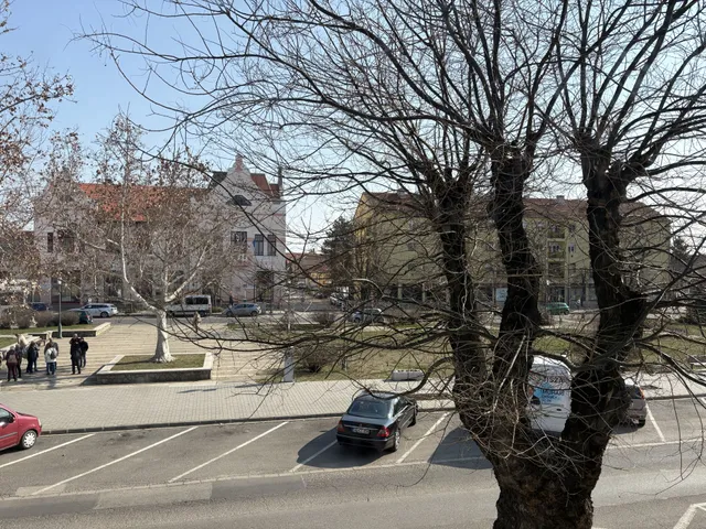 Eladó lakás Cegléd 65 nm