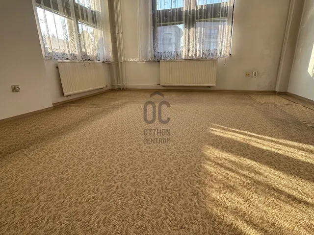 Eladó lakás Cegléd 38 nm