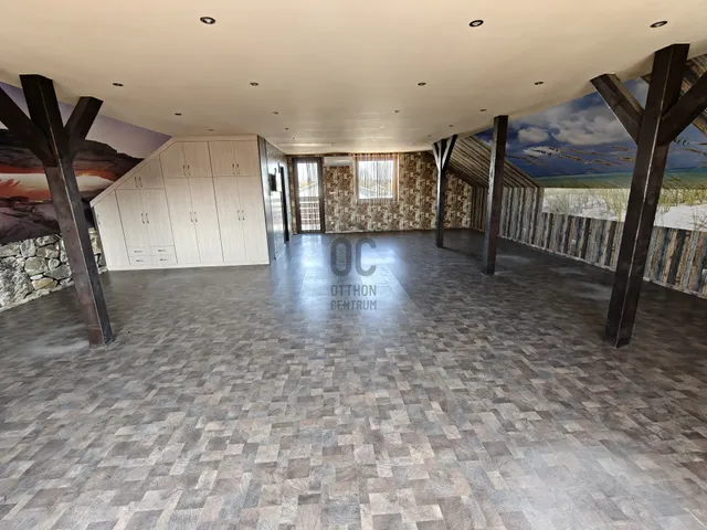 Kiadó kereskedelmi és ipari ingatlan Cegléd 94 nm