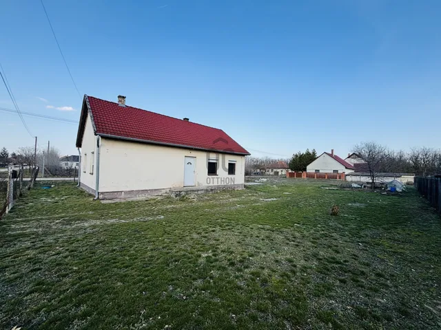 Eladó ház Nyársapát 67 nm