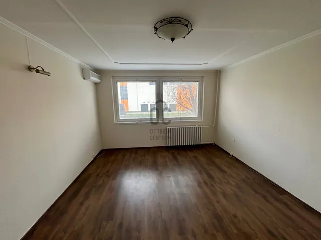 Eladó lakás Cegléd 34 nm