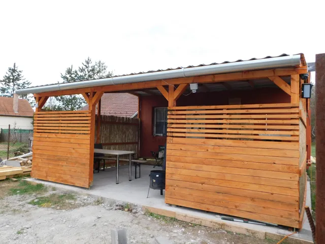 Eladó üdülő és hétvégi ház Tápiószentmárton 24 nm