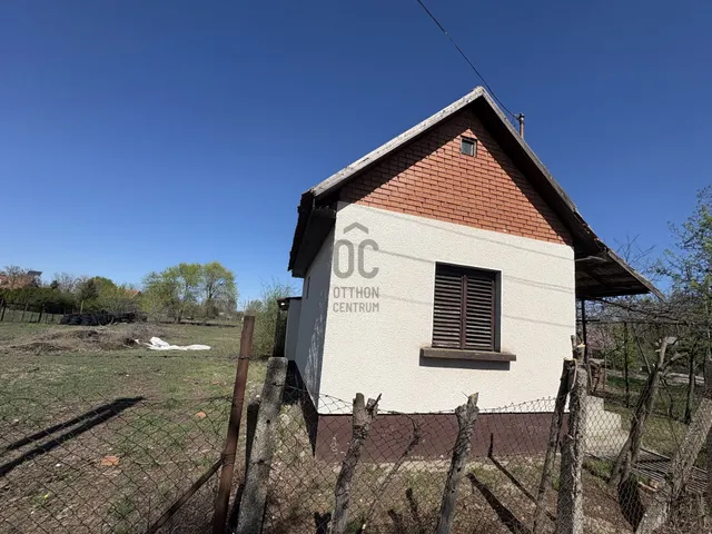 Eladó üdülő és hétvégi ház Csemő 28 nm