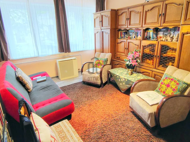 Eladó lakás Cegléd 64 nm