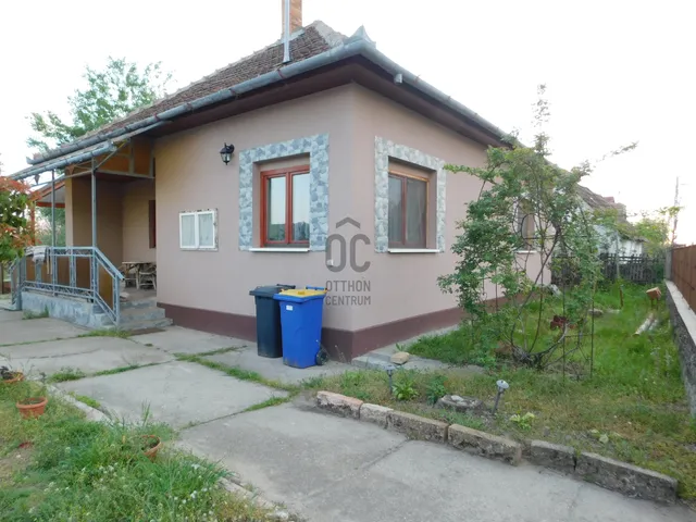 Eladó ház Tápiószőlős 75 nm