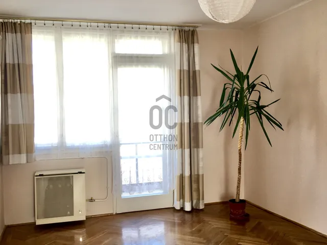 Eladó lakás Cegléd 56 nm