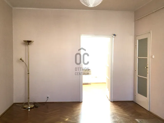 Eladó lakás Cegléd 56 nm