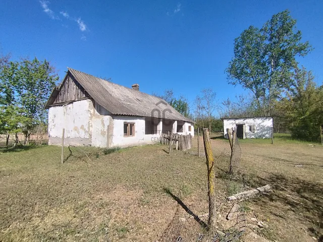 Eladó ház Csemő 61 nm