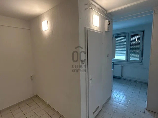 Eladó lakás Cegléd 34 nm