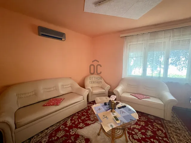 Eladó ház Cegléd 1049 nm