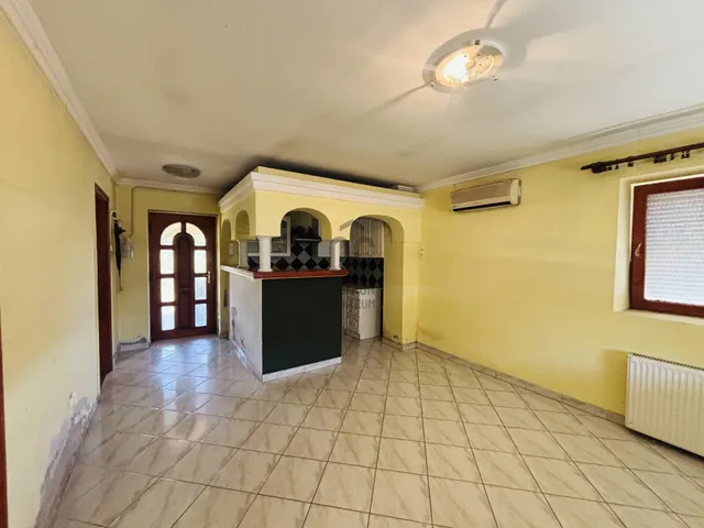Eladó ház Albertirsa 719 nm