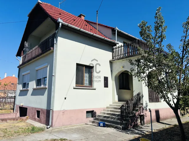Eladó ház Cegléd 733 nm