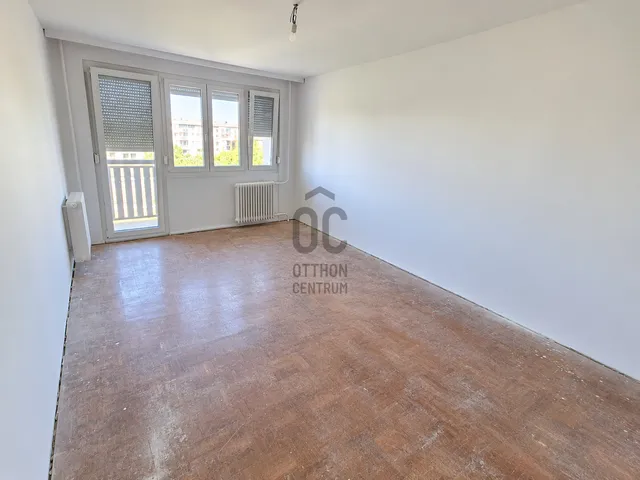 Eladó lakás Cegléd 51 nm