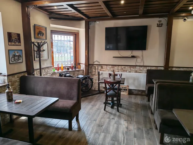 Eladó kereskedelmi és ipari ingatlan Jászkarajenő 150 nm