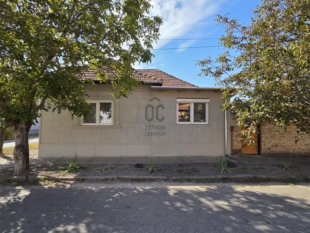 Eladó ház Cegléd 74 nm