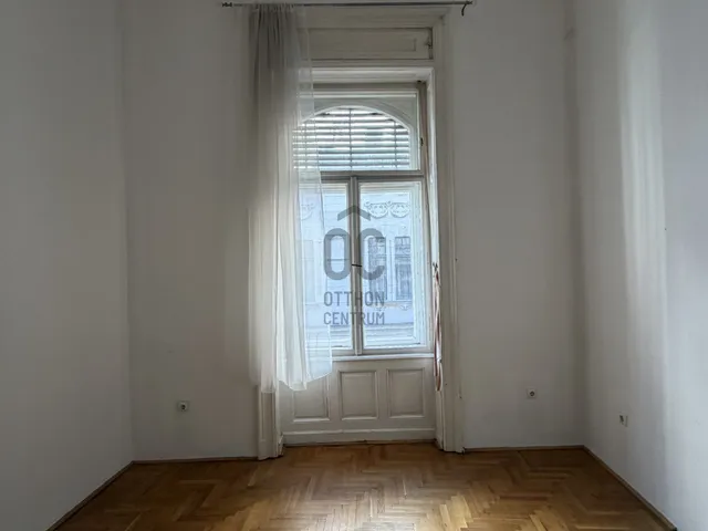 Eladó lakás Budapest VIII. kerület, Palotanegyed, Mikszáth Kálmán tér 57 nm