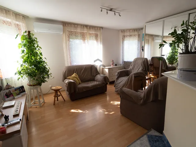 Eladó lakás Budapest XV. kerület, Rákospalota 84 nm