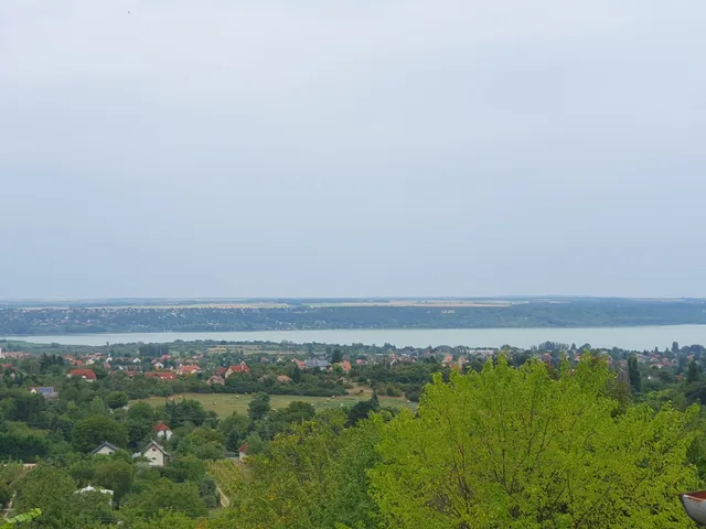 Eladó telek Szentkirályszabadja 4309 nm