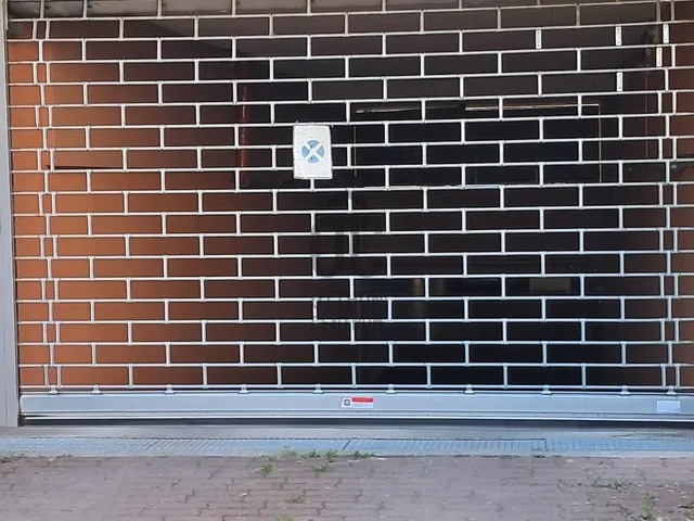 Kiadó garázs Budapest XIII. kerület, Angyalföld 13 nm