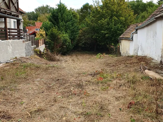 Eladó telek Szentendre, Belváros 627 nm