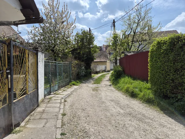 Eladó telek Szentendre, Belváros 627 nm