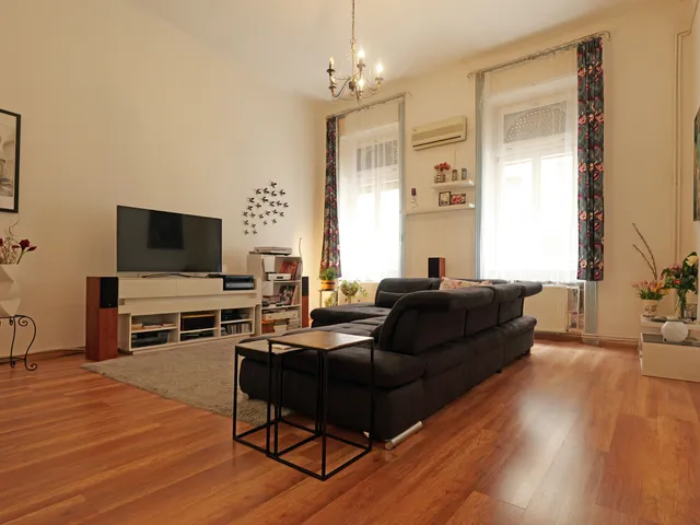 Eladó lakás Budapest VI. kerület, Nagykörúton kívüli terület 124 nm