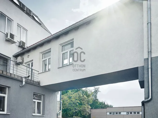 Kiadó kereskedelmi és ipari ingatlan Budapest IV. kerület, Újpest 20 nm