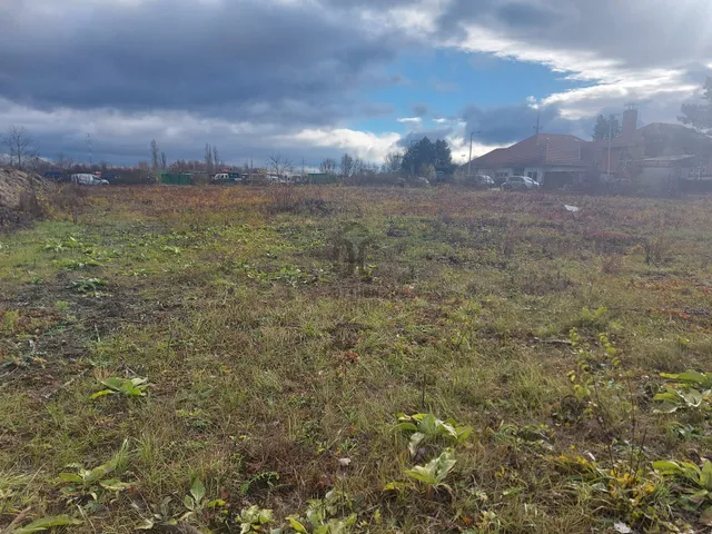 Eladó telek Szentendre 4499 nm