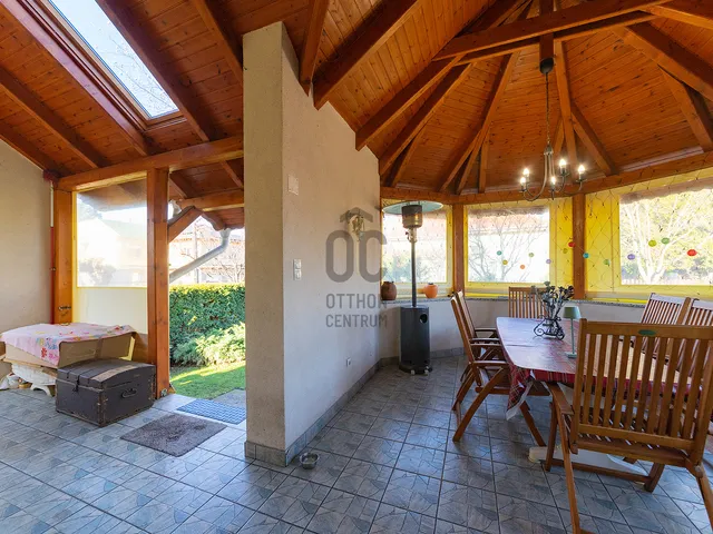 Eladó ház Budapest XVIII. kerület, Szemeretelep 165 nm