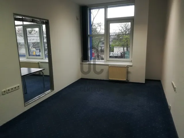 Kiadó kereskedelmi és ipari ingatlan Budapest XIII. kerület, Angyalföld 230 nm