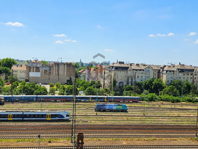 Eladó lakás Budapest XIII. kerület, Lőportárdűlő