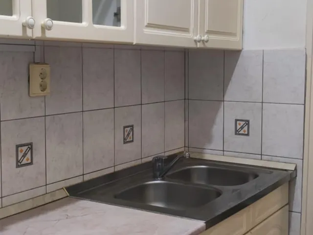 Eladó lakás Szolnok, Belváros 77 nm