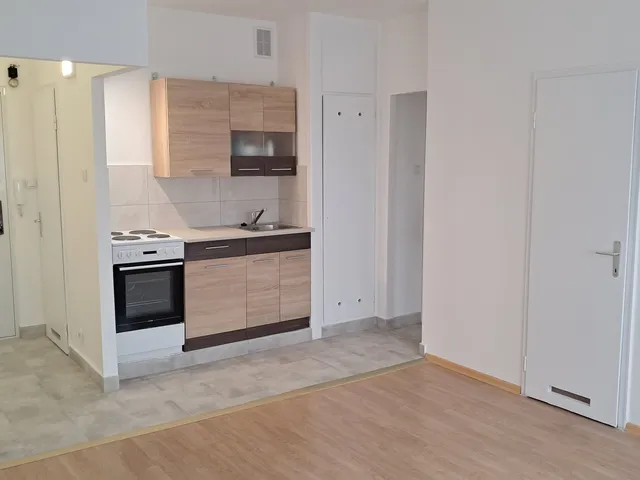 Kiadó lakás Szolnok, Belváros 36 nm