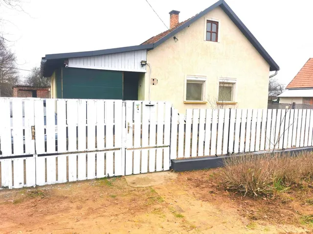 Eladó ház Szentmártonkáta 70 nm