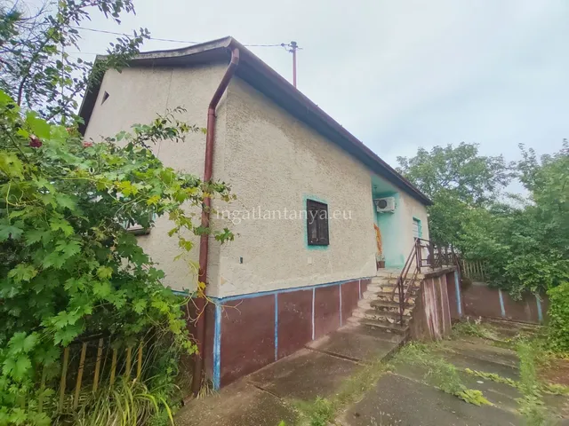 Eladó ház Érd 90 nm