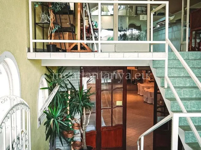 Eladó kereskedelmi és ipari ingatlan Kiskunlacháza 700 nm