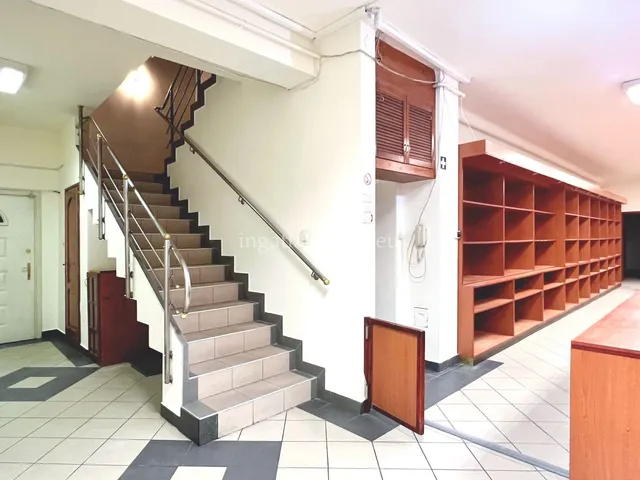 Kiadó kereskedelmi és ipari ingatlan Budapest XX. kerület 160 nm