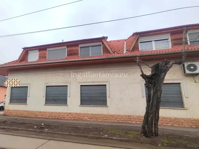 Kiadó kereskedelmi és ipari ingatlan Budapest XX. kerület 160 nm