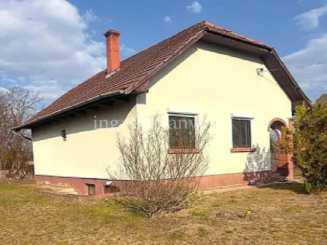Eladó ház Szentmártonkáta 40 nm