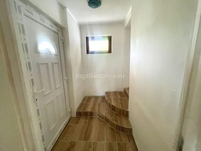 Eladó ház Szentmártonkáta 45 nm