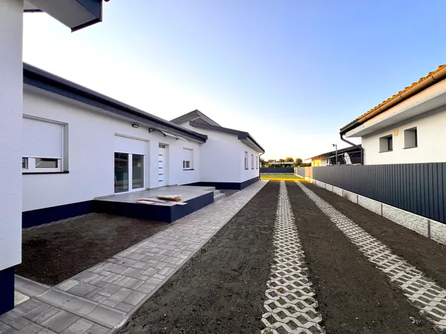 Eladó ház Téglás 81 nm