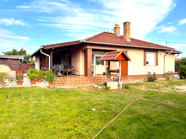Eladó ház Hajdúhadház 100 nm