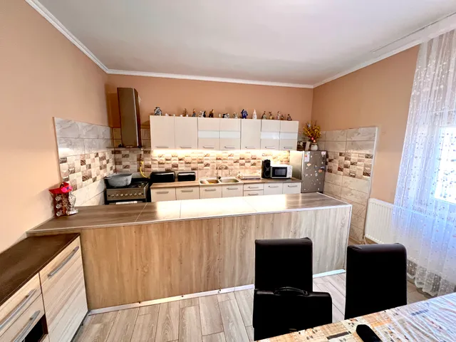 Eladó ház Debrecen, Szabadságtelep, Lahner 75 nm