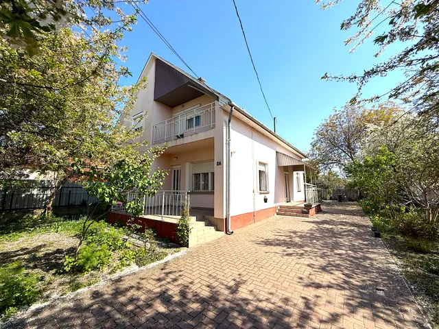 Eladó ház Siófok 200 nm