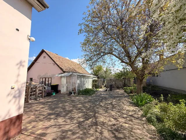 Eladó ház Siófok 200 nm