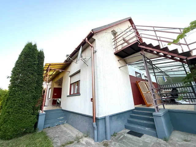 Eladó ház Siófok, Balatonszéplak 173 nm