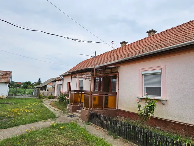 Eladó ház Hosszúpályi, Bárány u.10 80 nm