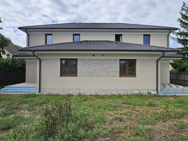 Eladó ház Debrecen, Homokkert 163 nm