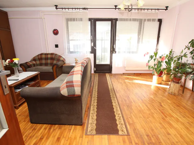 Eladó ház Debrecen, Biharikert 140 nm