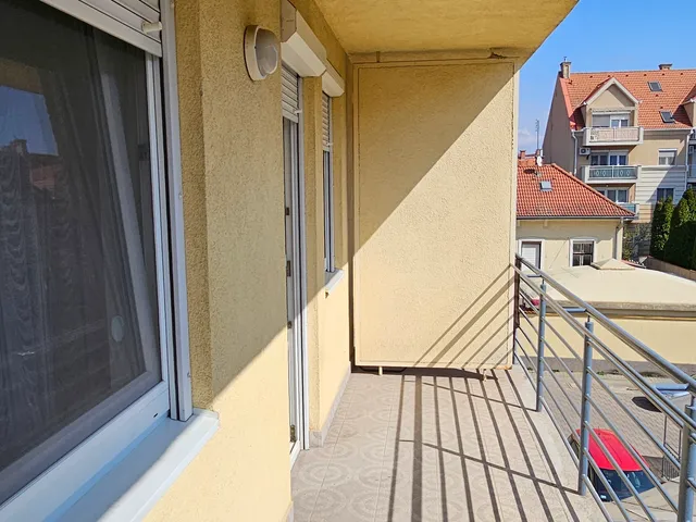 Eladó lakás Debrecen, Belváros 72 nm